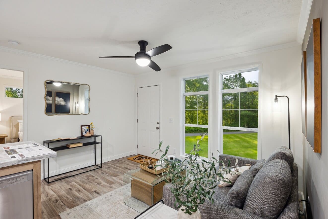 Blue ridge duplex interior home features