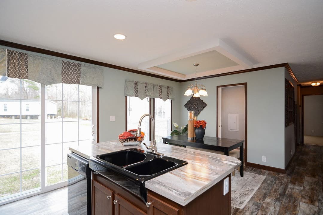 Velocity 28563k kitchen home features