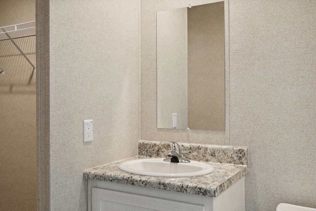 109 timerill dr, morganton nc 28655 bathroom home features