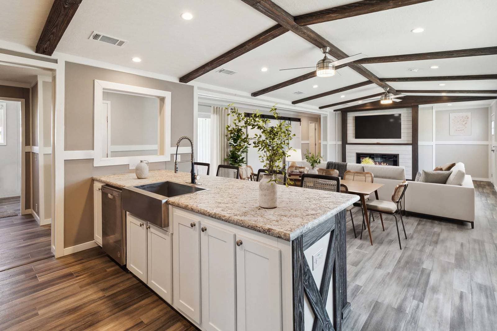 The justice kitchen home features