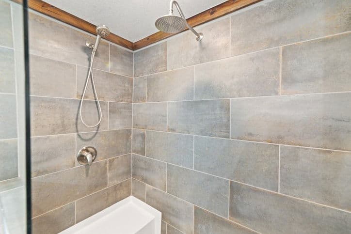 Goose 28643a bathroom home features