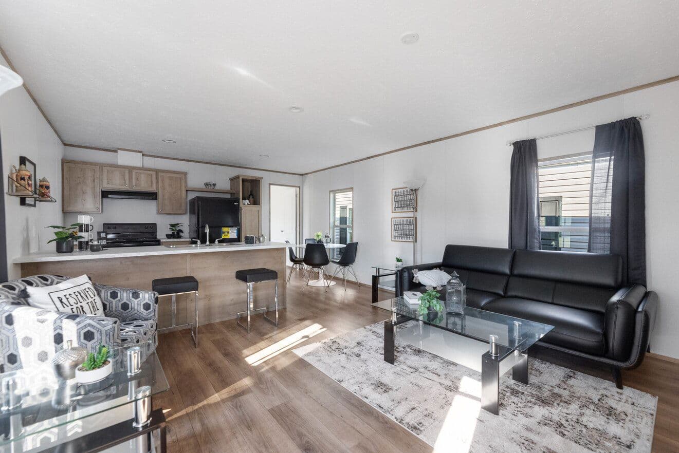 Phoenix 16663a kitchen home features