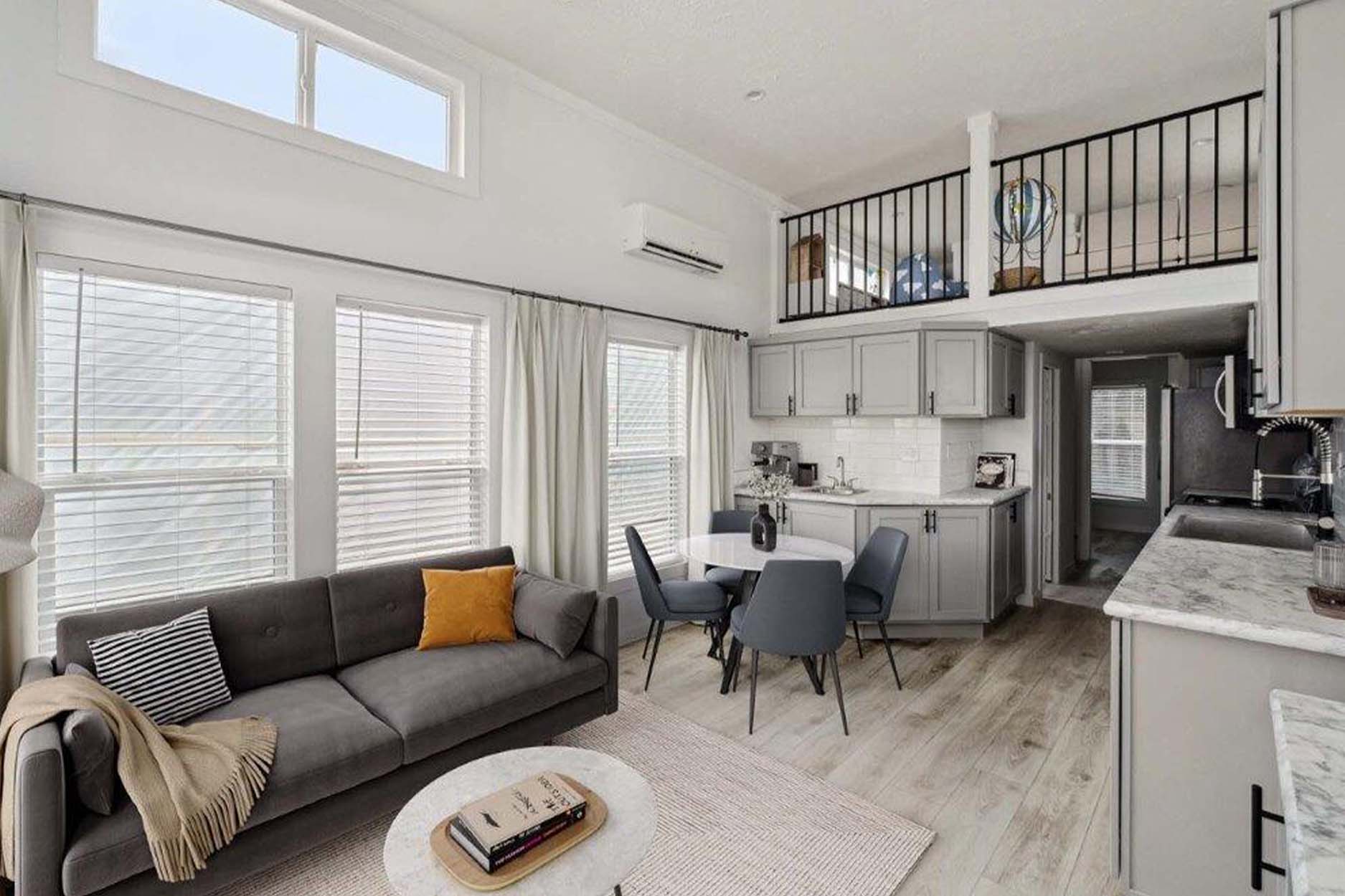 Park model 528l interior home features
