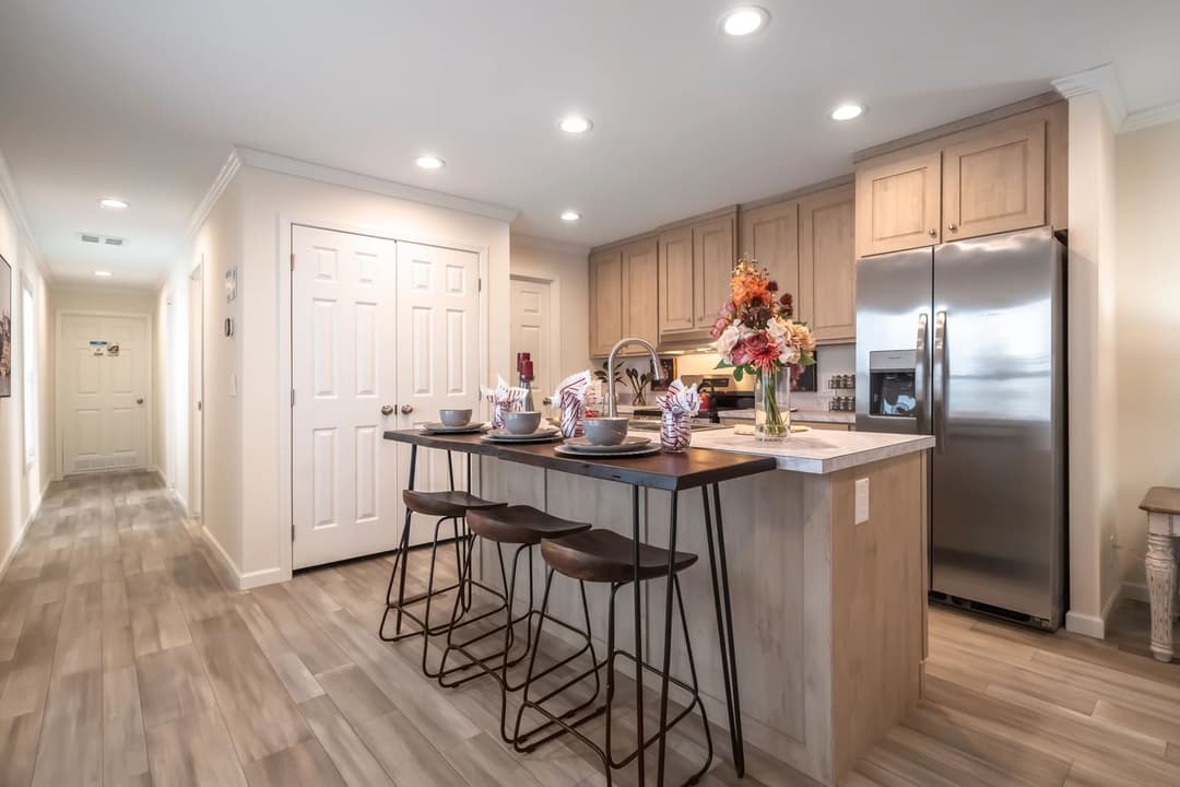 Surfside kitchen home features