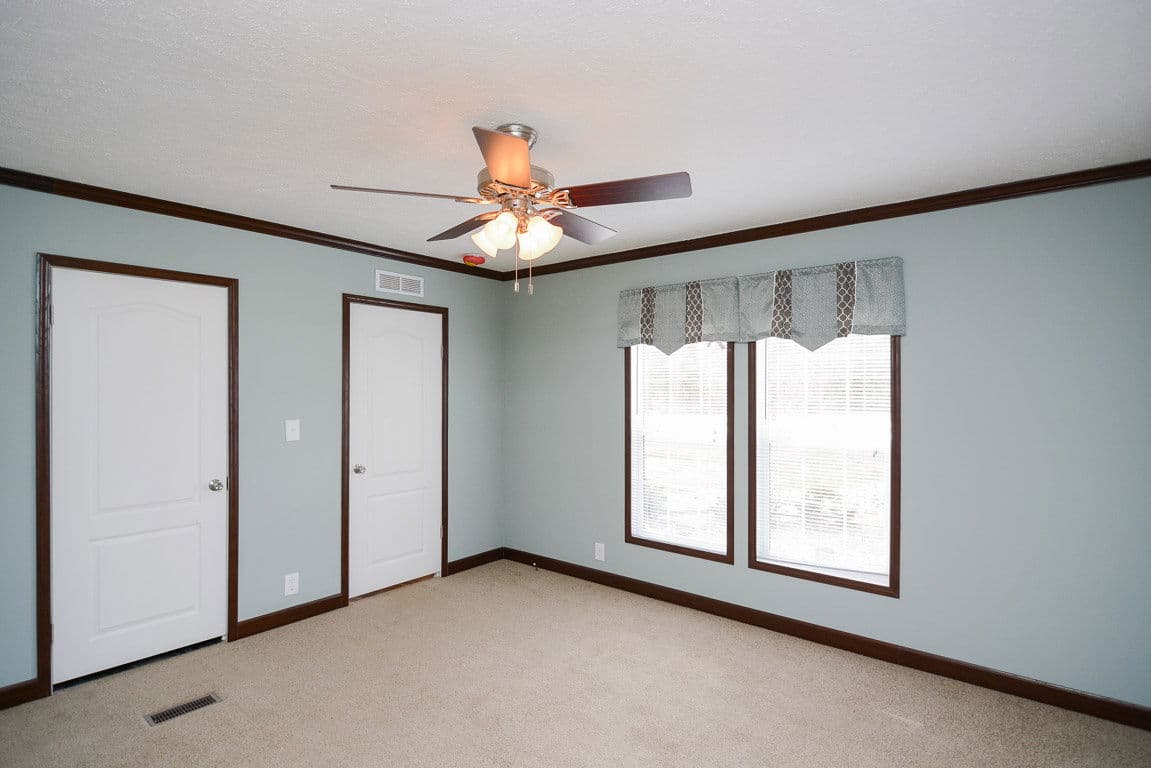 Velocity 28563k bedroom home features