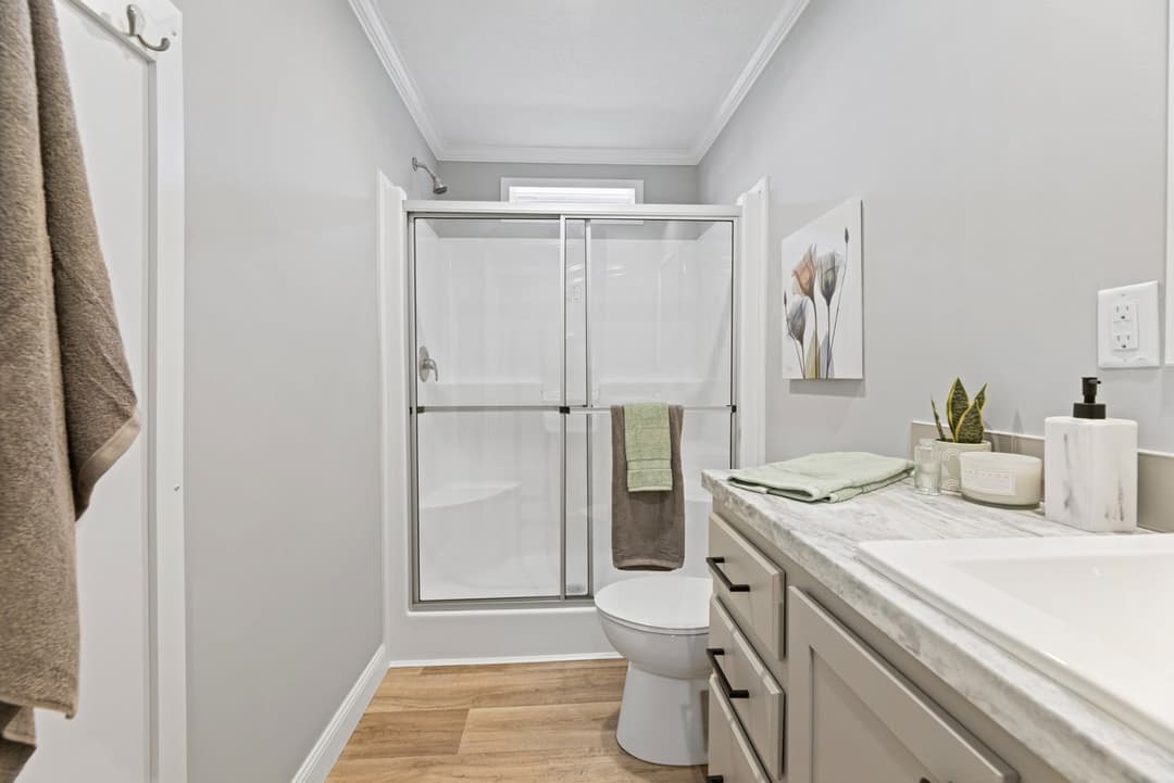 Roanoke duplex bathroom home features