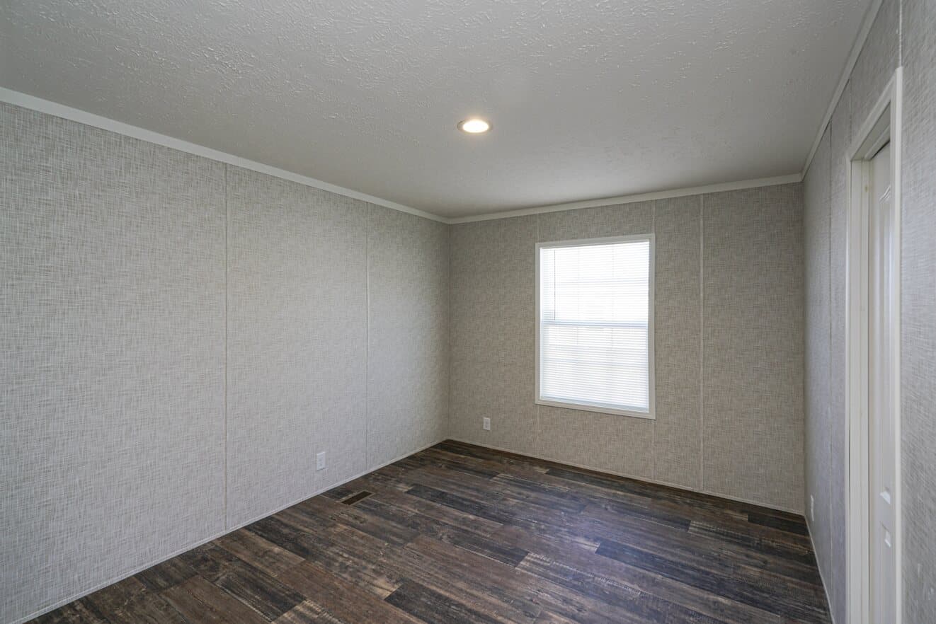  berkshire 28603p bedroom home features