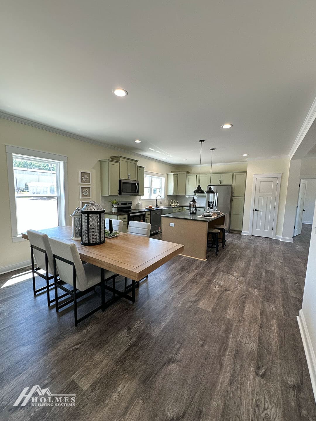 Caroline ii interior home features