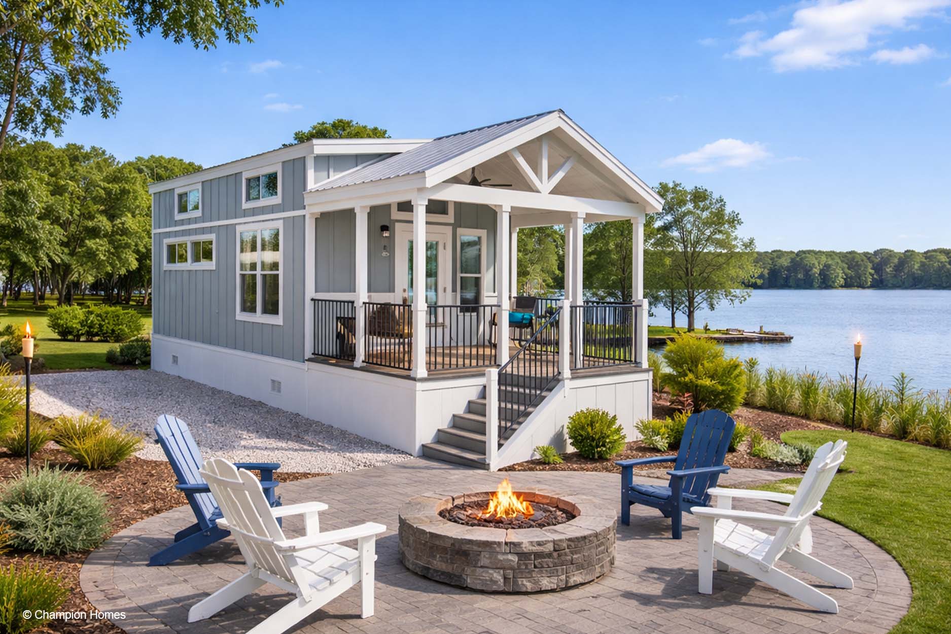 Park model 522l hero and exterior home features