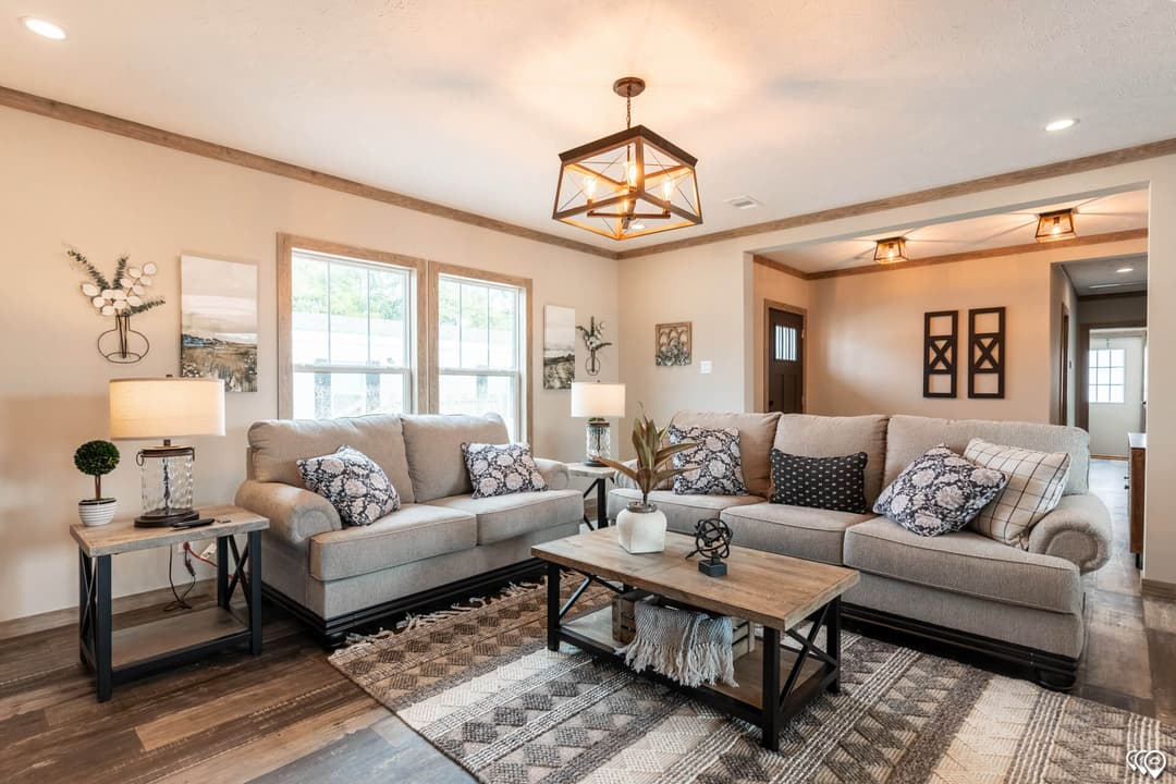 The shoal creek interior home features