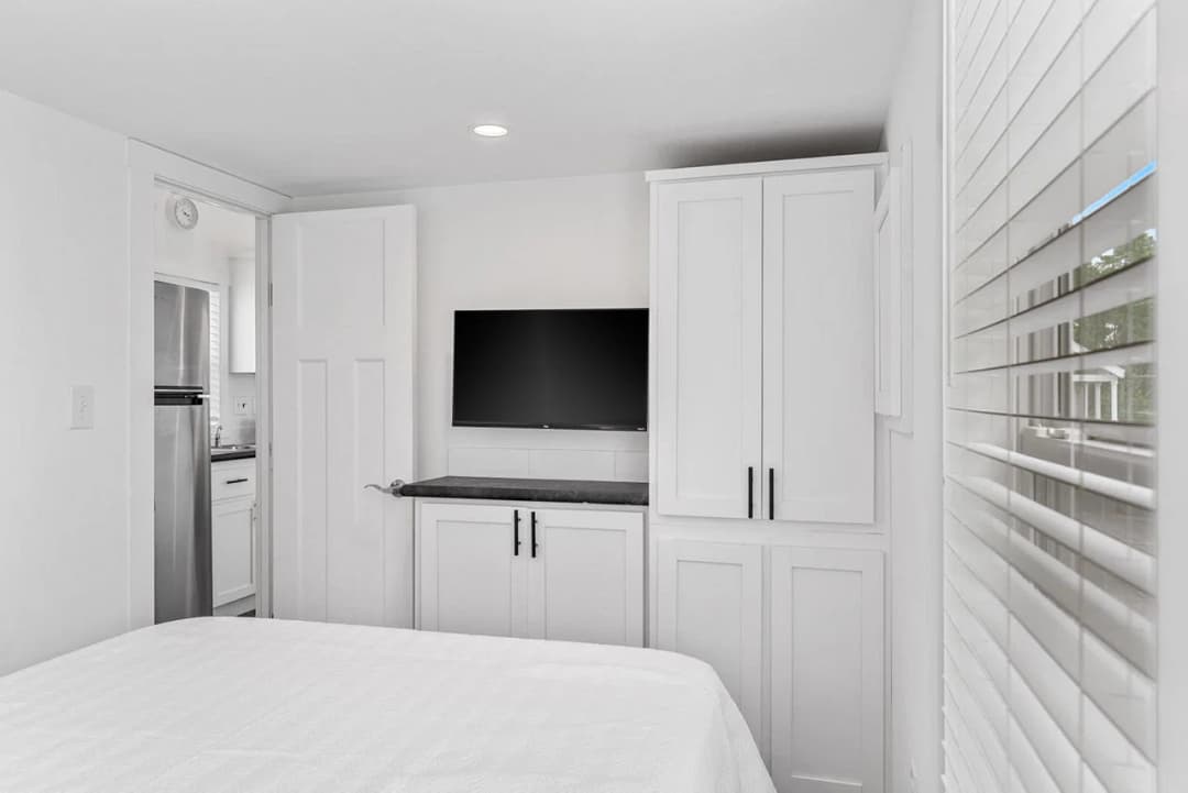 Park model 4110l bedroom home features