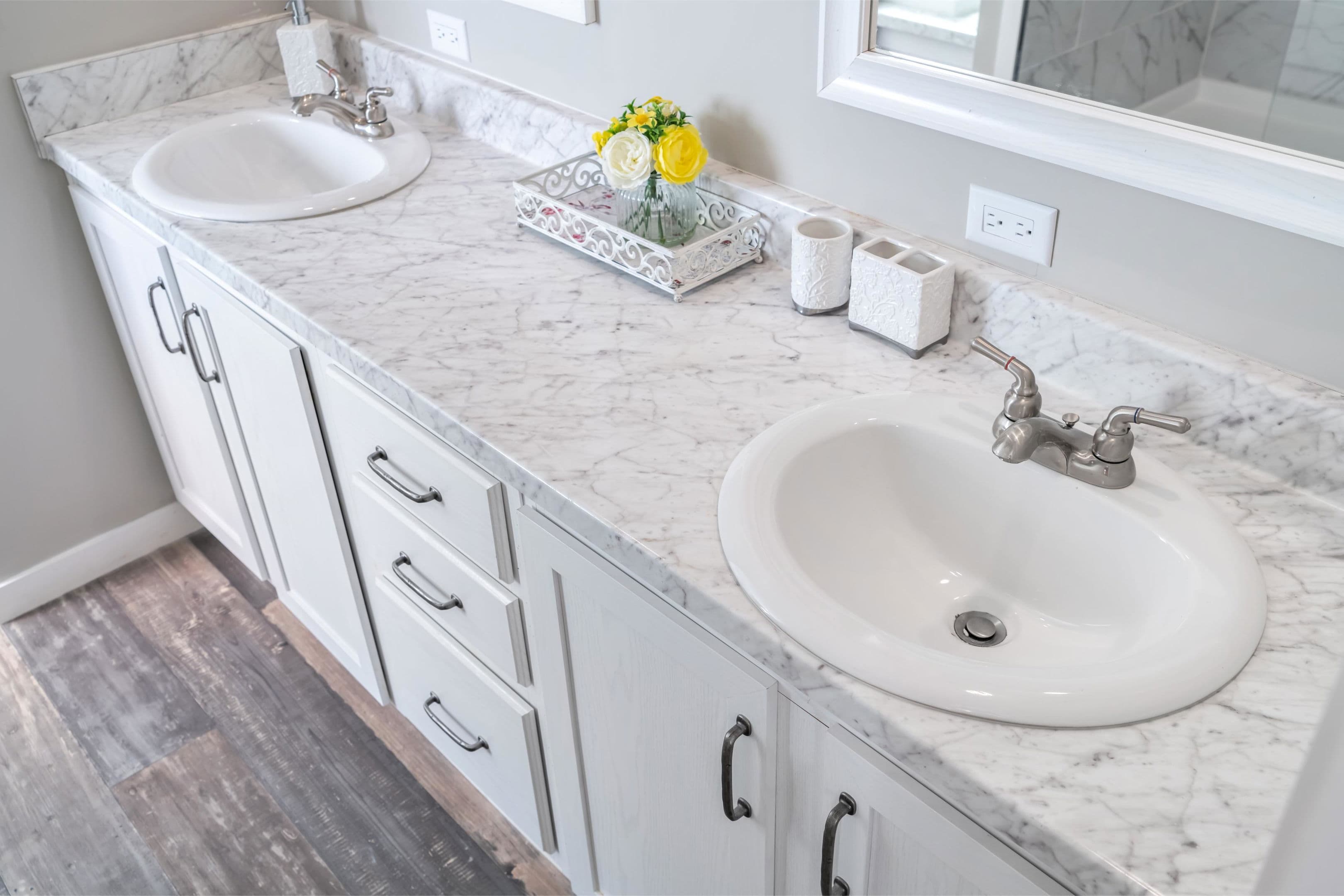 The magnolia bathroom home features