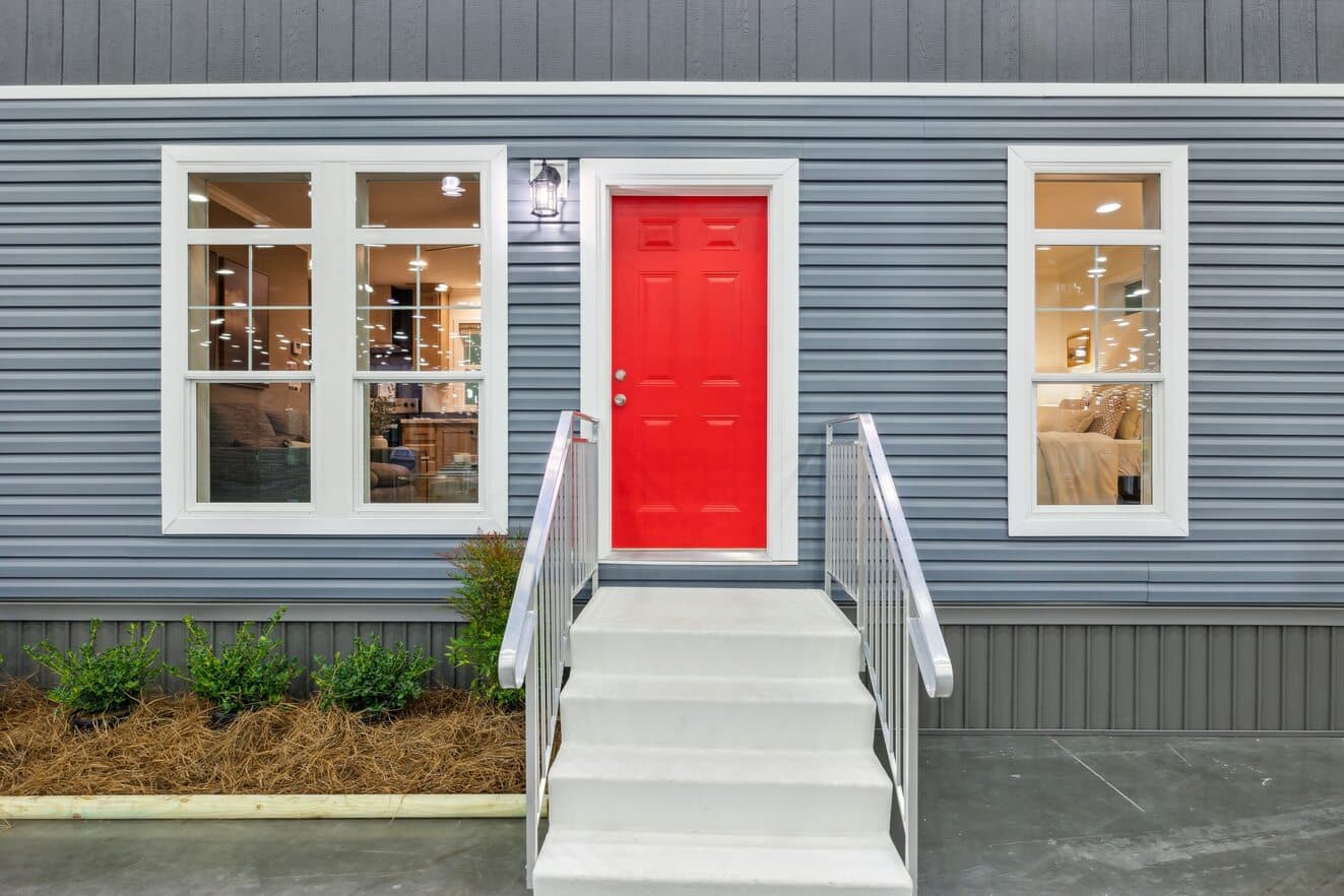 Blue ridge duplex exterior home features