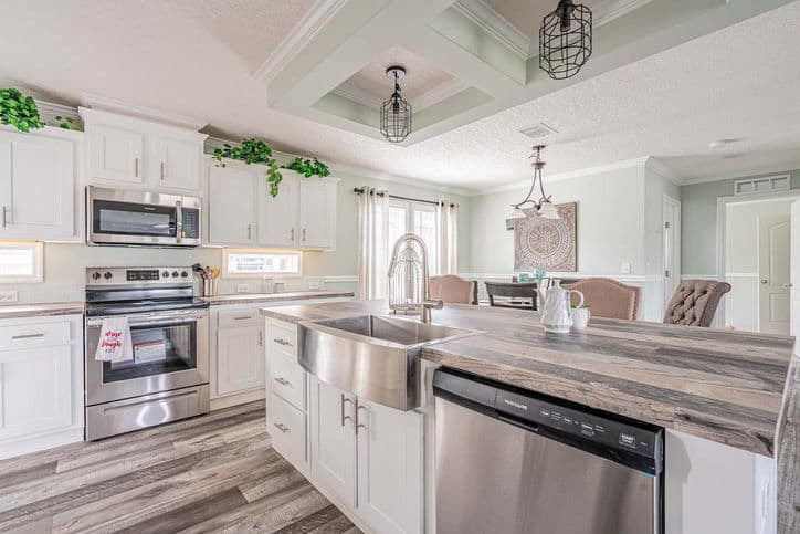 Camron 28563f kitchen home features