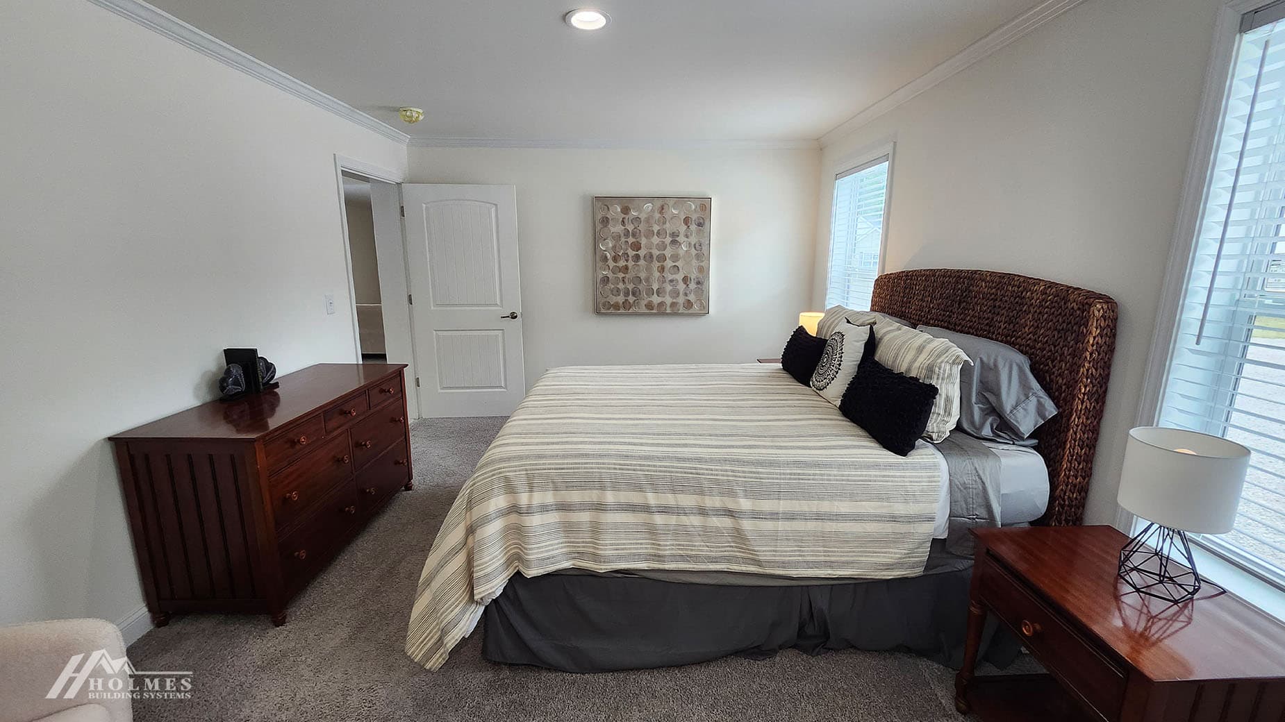Birch bedroom home features
