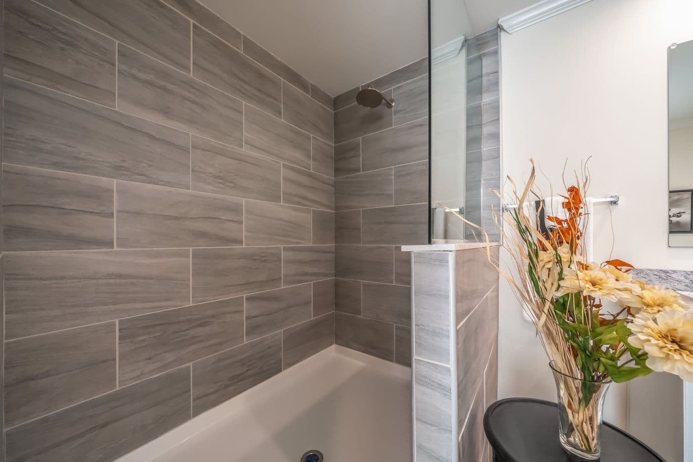 Carolina bathroom home features