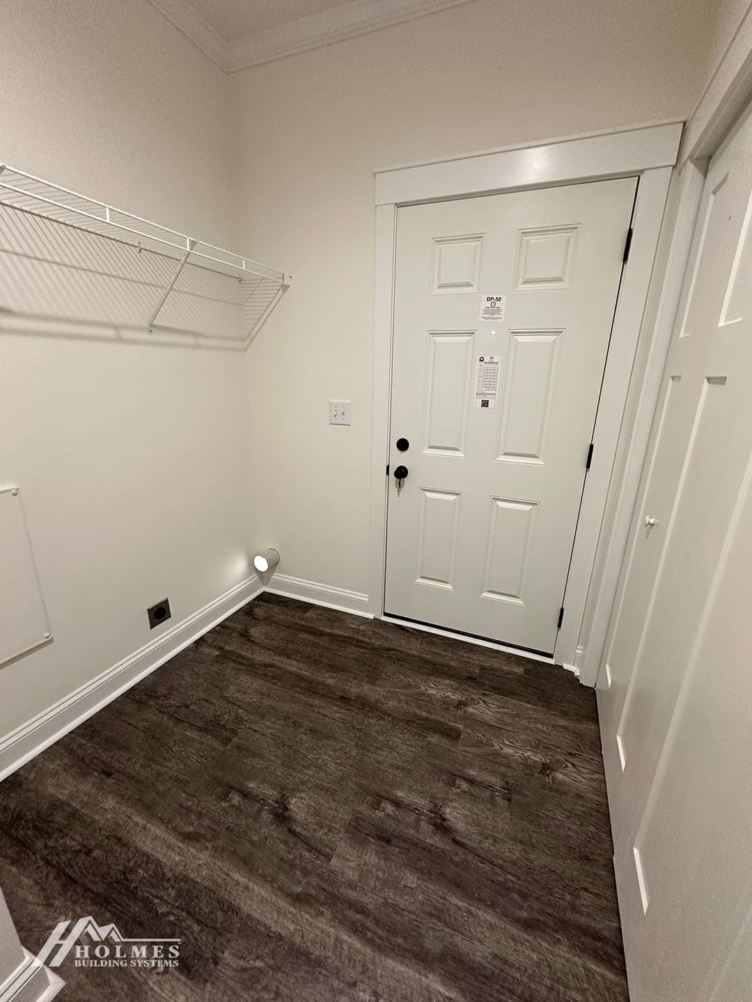 Caroline ii interior home features