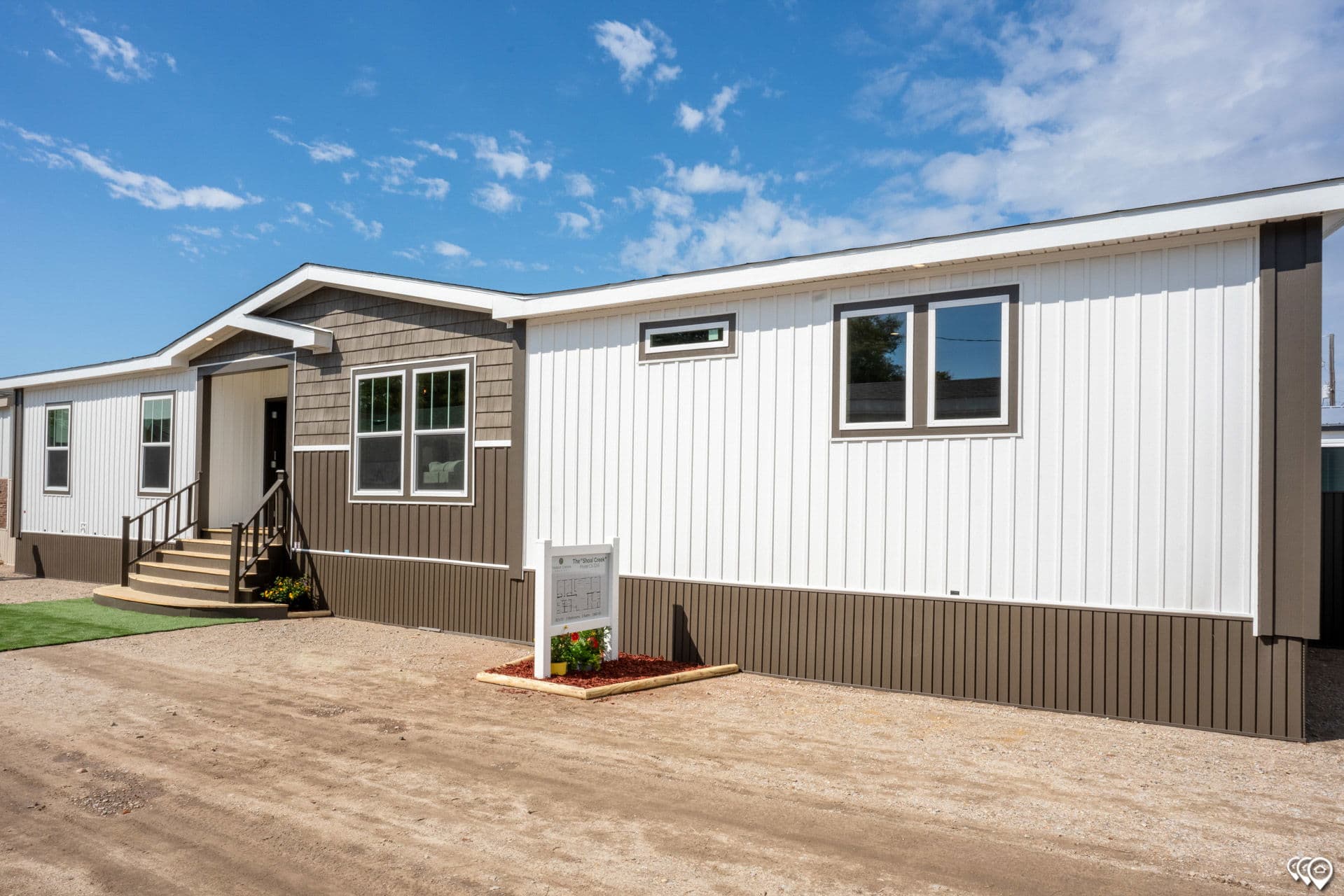 The twin creek elevation and exterior home features