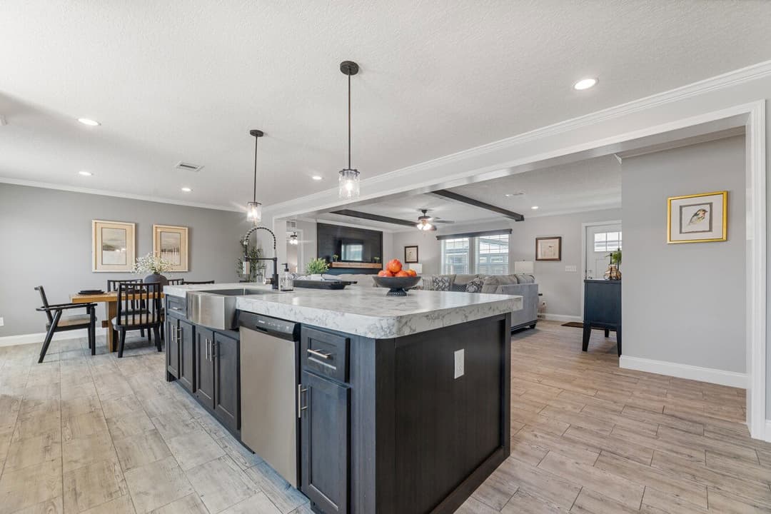 Jones 32764b kitchen home features