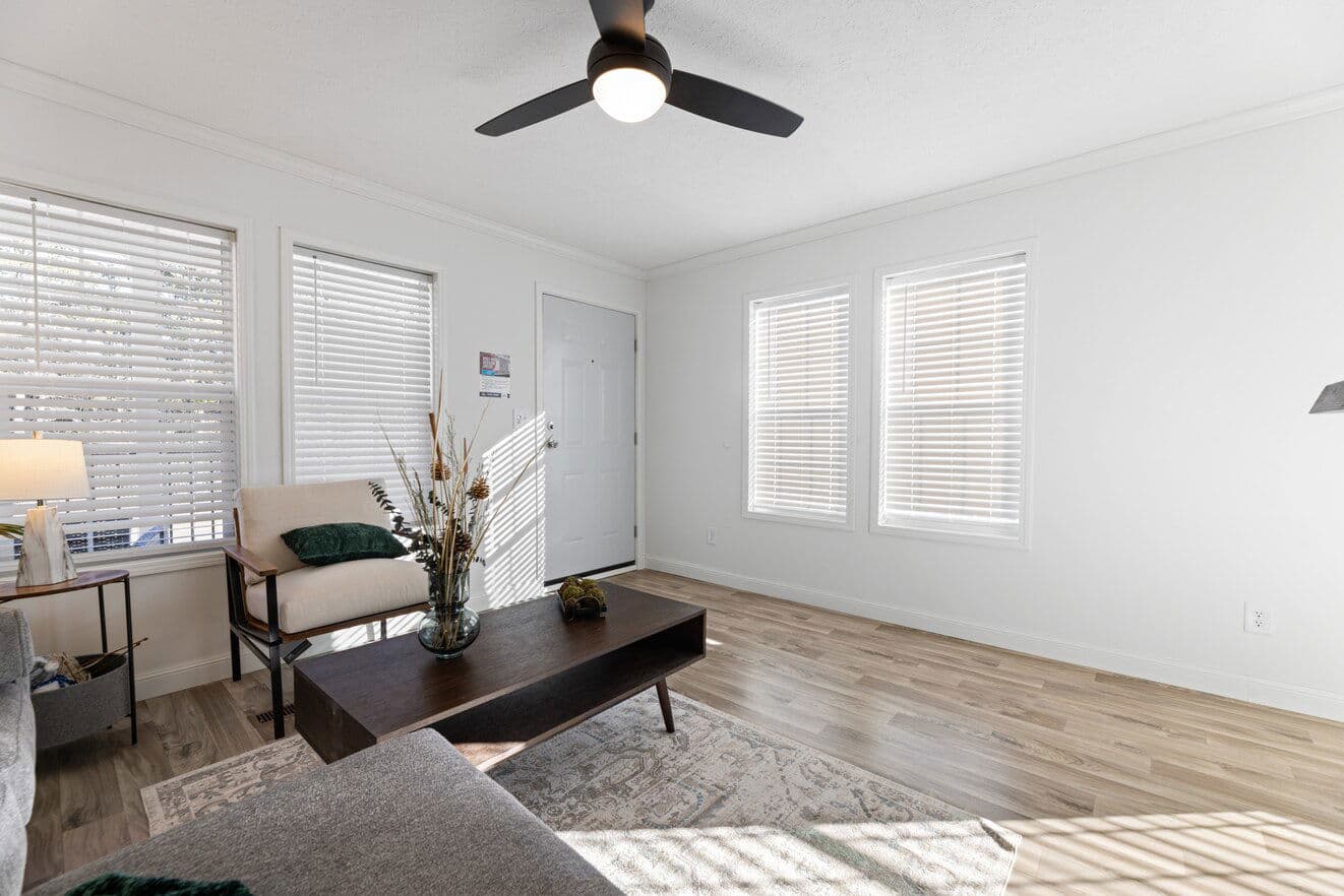 Sugar run duplex interior home features