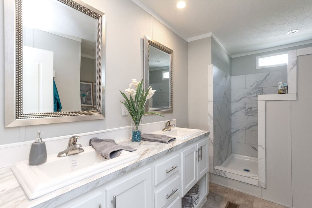 Pegasus 28483s bathroom home features