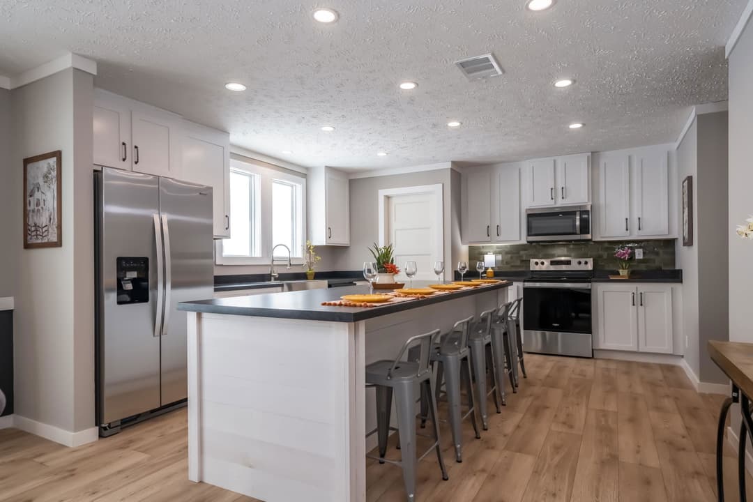 The blackwater kitchen home features