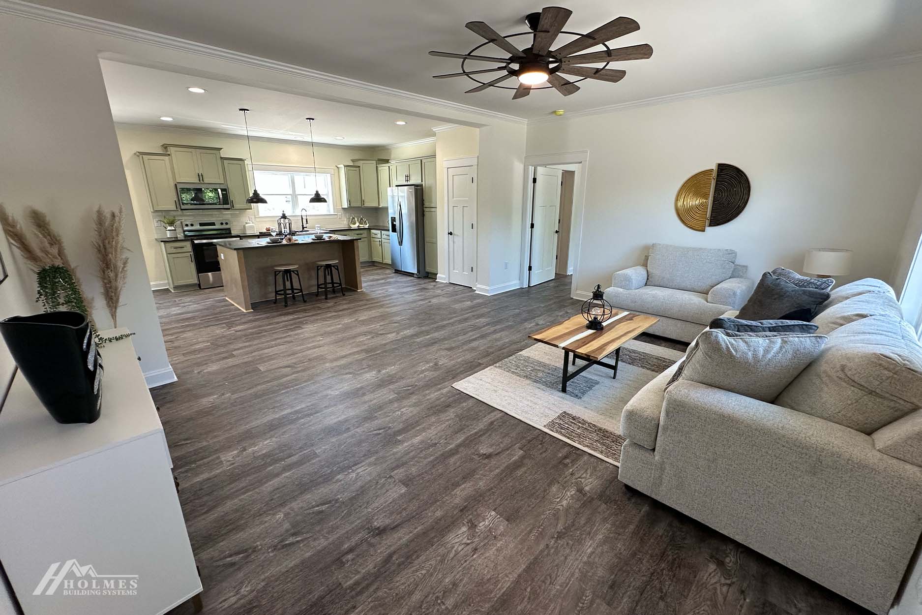 Caroline ii interior home features