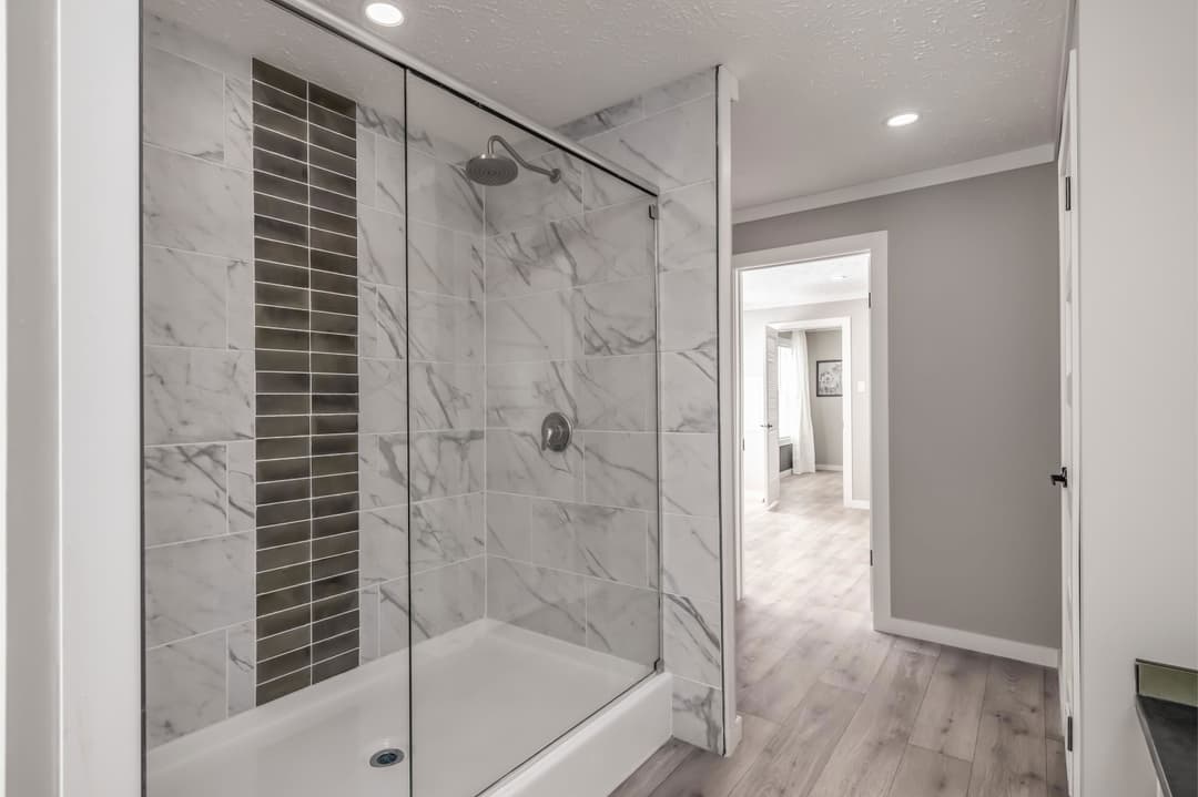 The blackwater bathroom home features