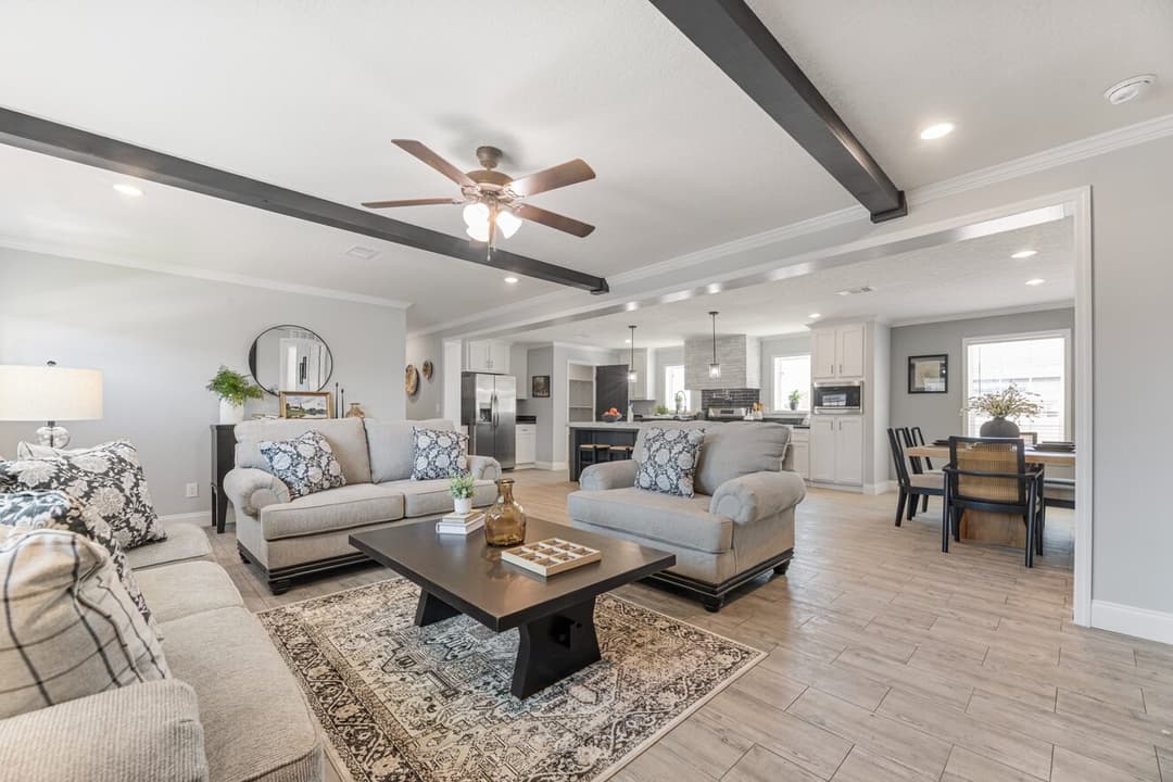 Jones 32764b interior home features