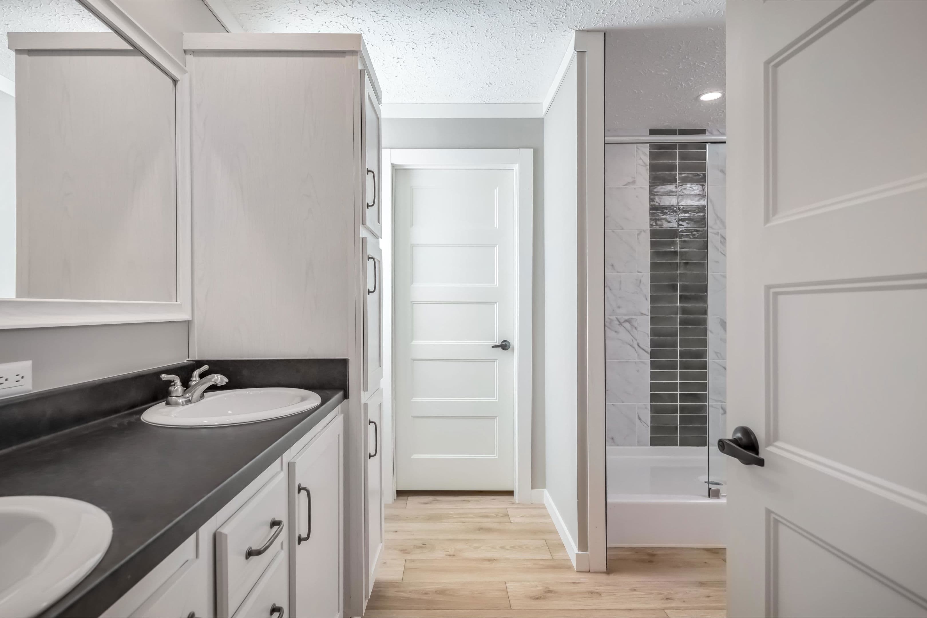 The blackwater bathroom home features