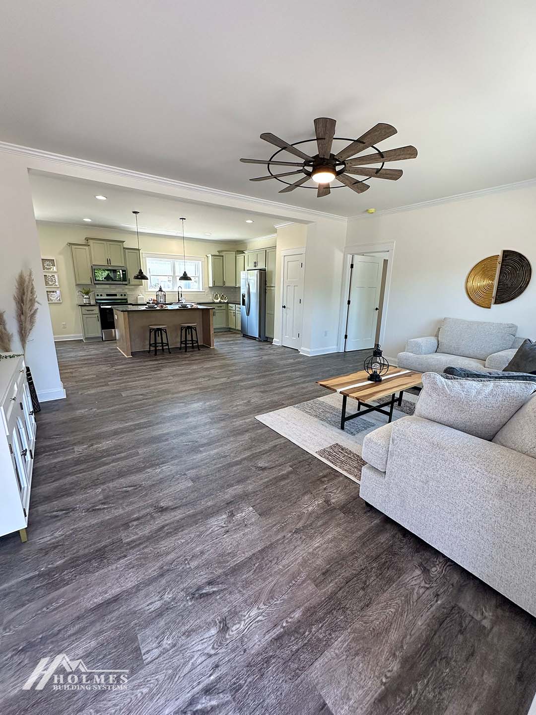 Caroline ii interior home features