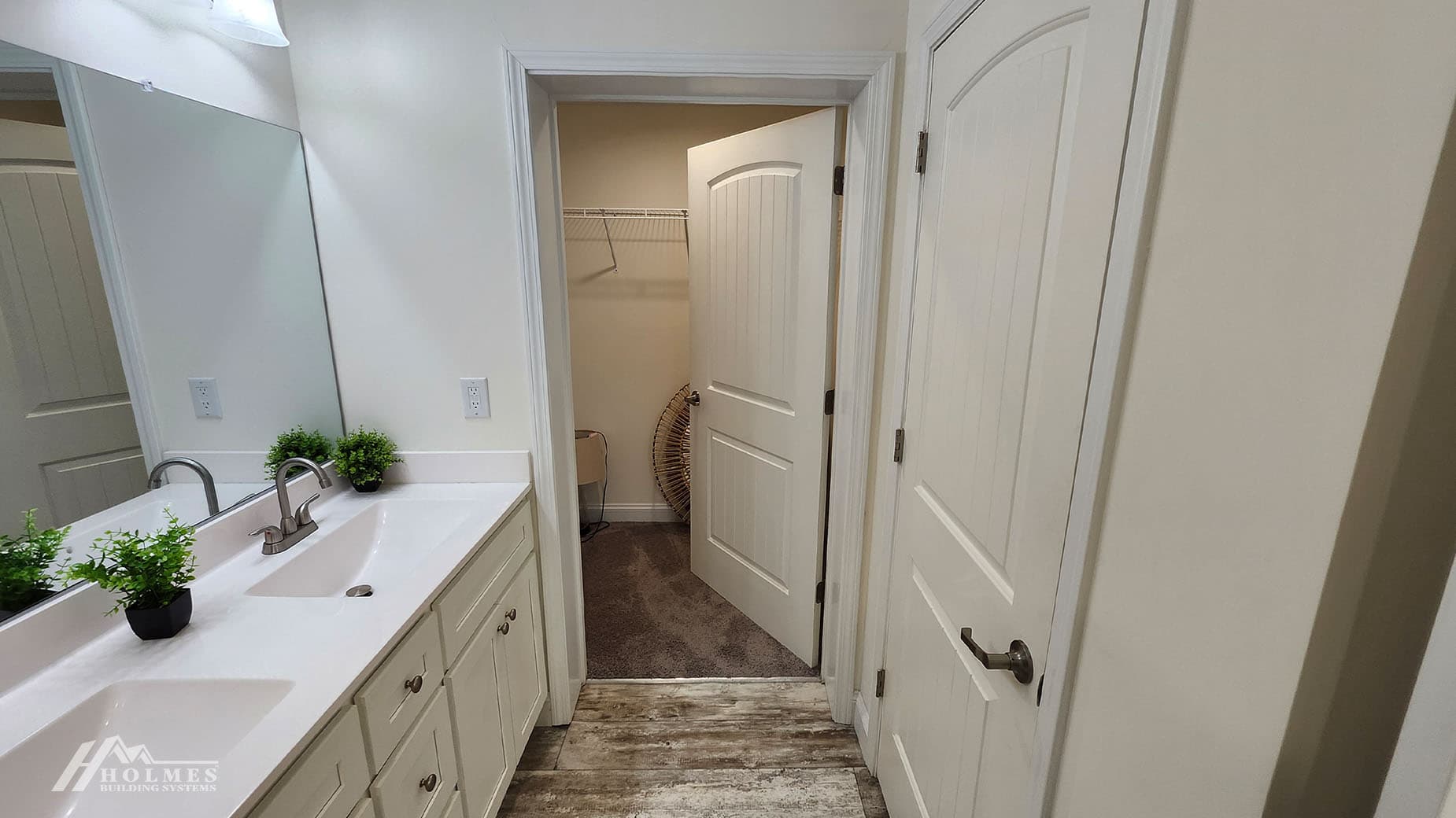 Birch ii bathroom home features
