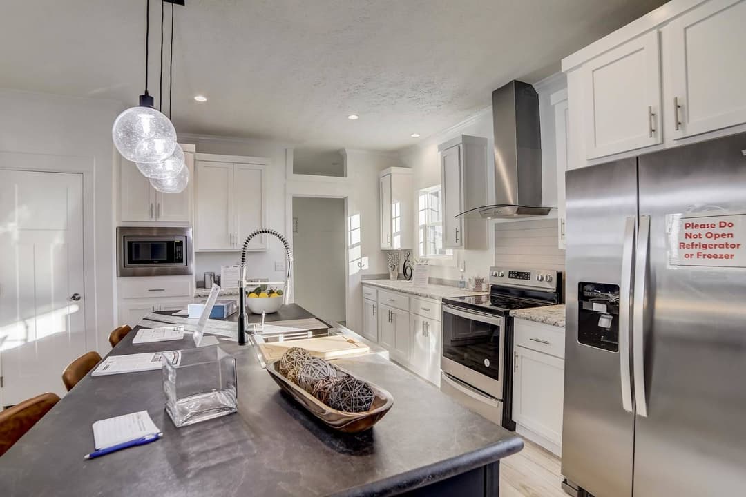 Ironclad 3260-05 kitchen home features