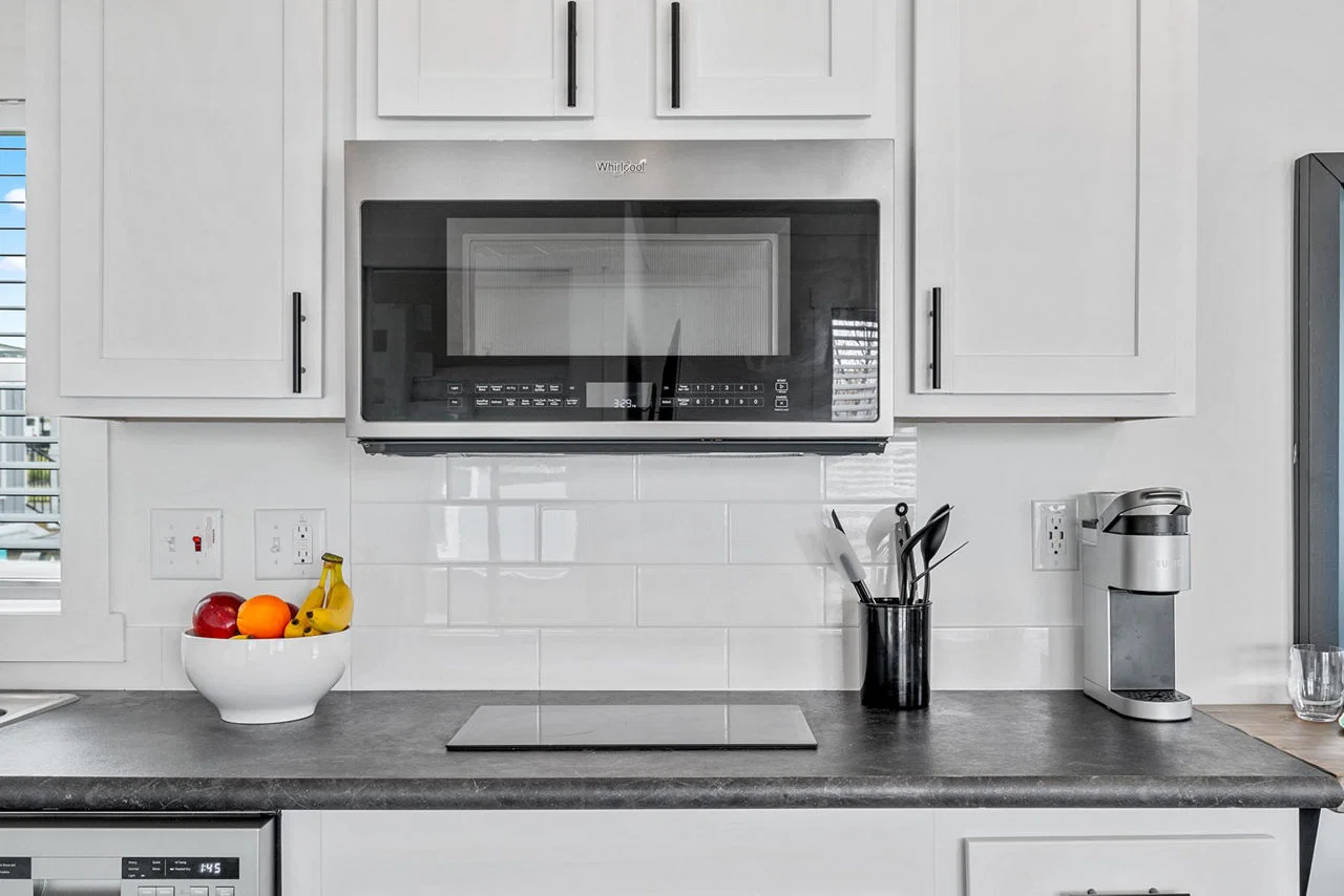 Park model 4110l kitchen home features