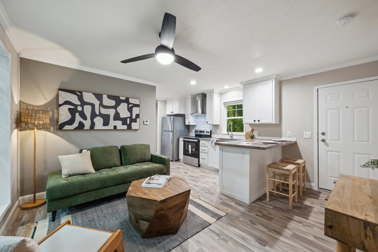 Blue ridge duplex interior home features