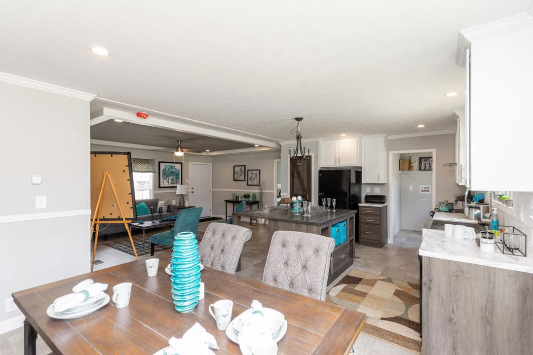 Pegasus 28483s interior home features