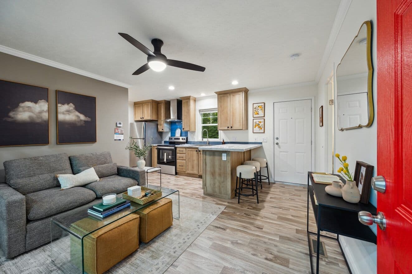 Blue ridge duplex interior home features