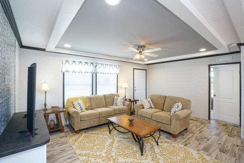 Pegasus 28483s interior home features