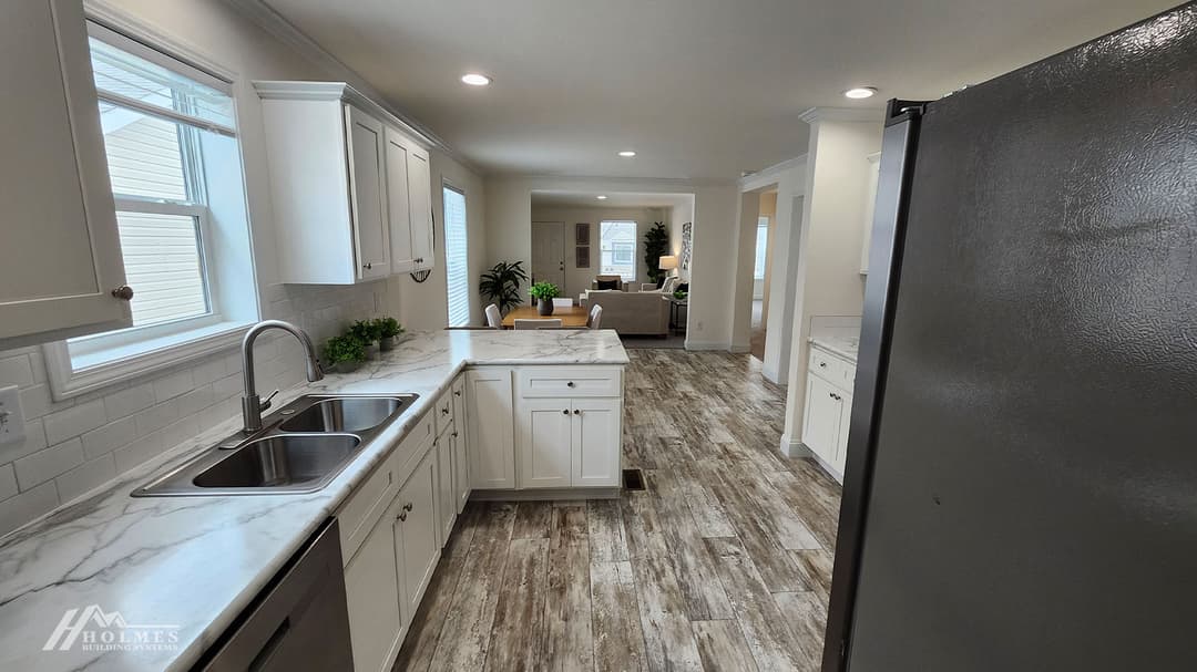 Birch ii kitchen home features