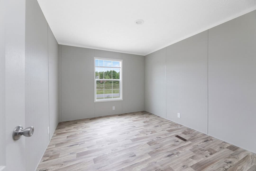 Pure 28563x interior home features