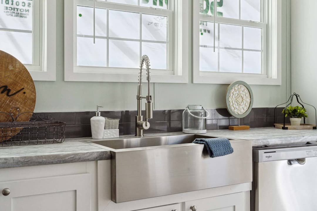 The maddux kitchen home features