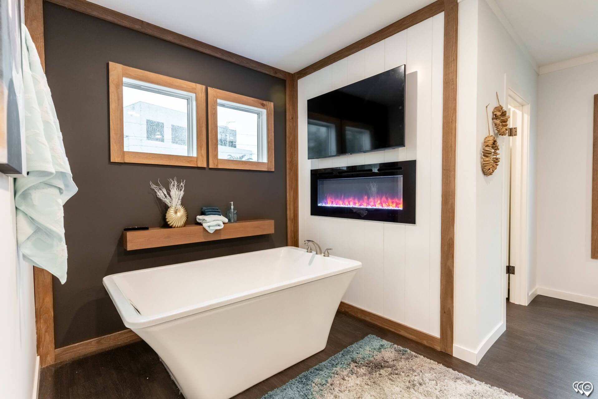 The twin creek bathroom home features