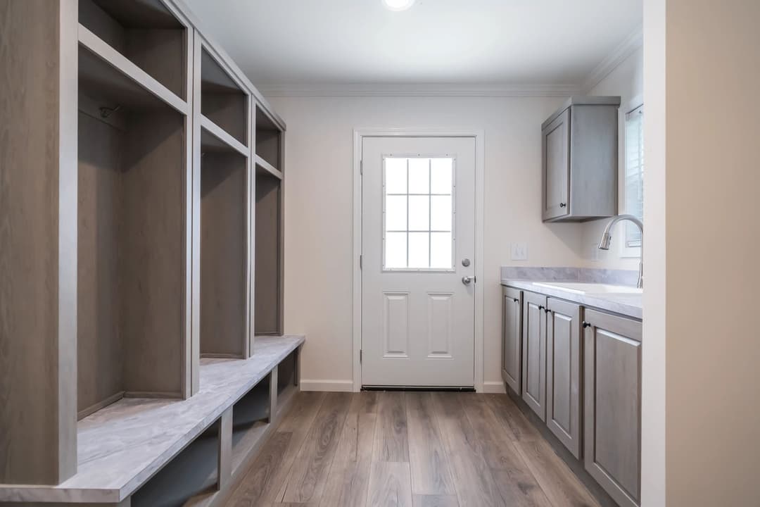 Panama interior home features