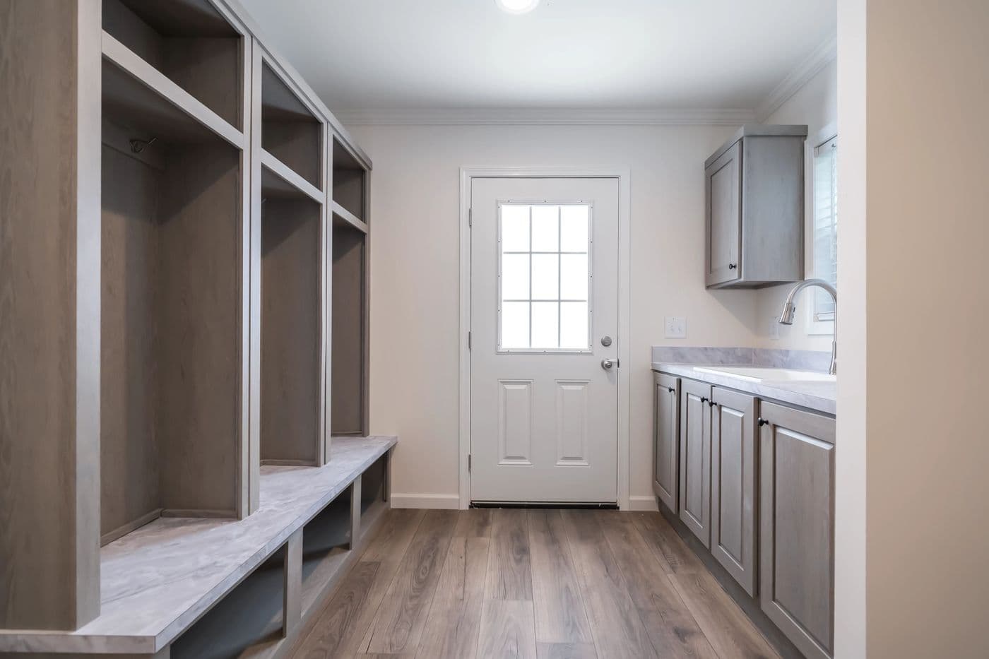 Panama interior home features