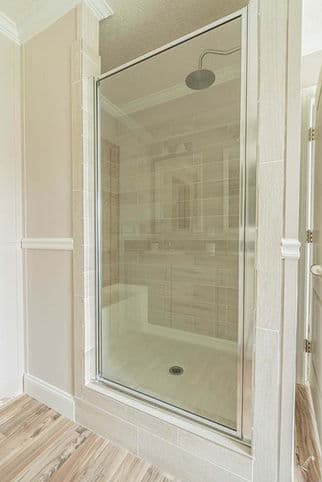 Kimbrel 28764a bathroom home features